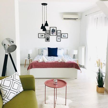 Belvarosi Studio Apartman Kecskemét Exterior photo