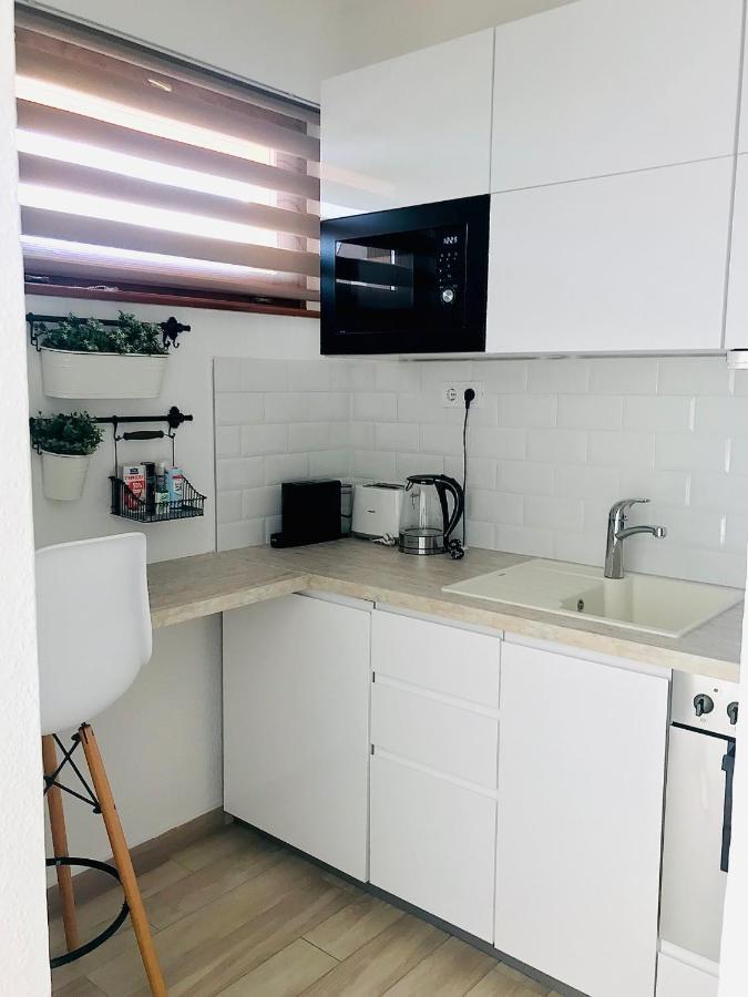 Belvarosi Studio Apartman Kecskemét Exterior photo