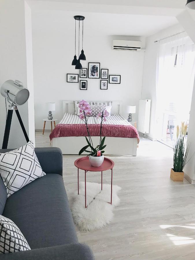 Belvarosi Studio Apartman Kecskemét Exterior photo